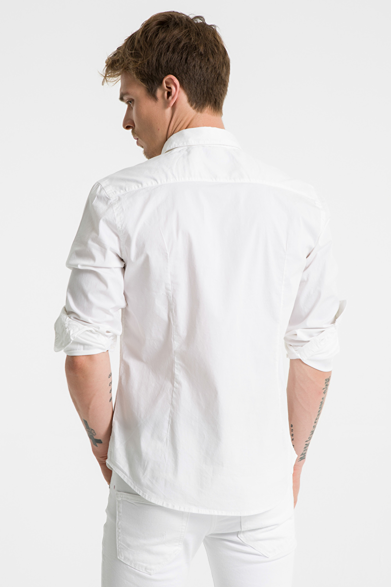 Uzun Kollu Beyaz Gömlek