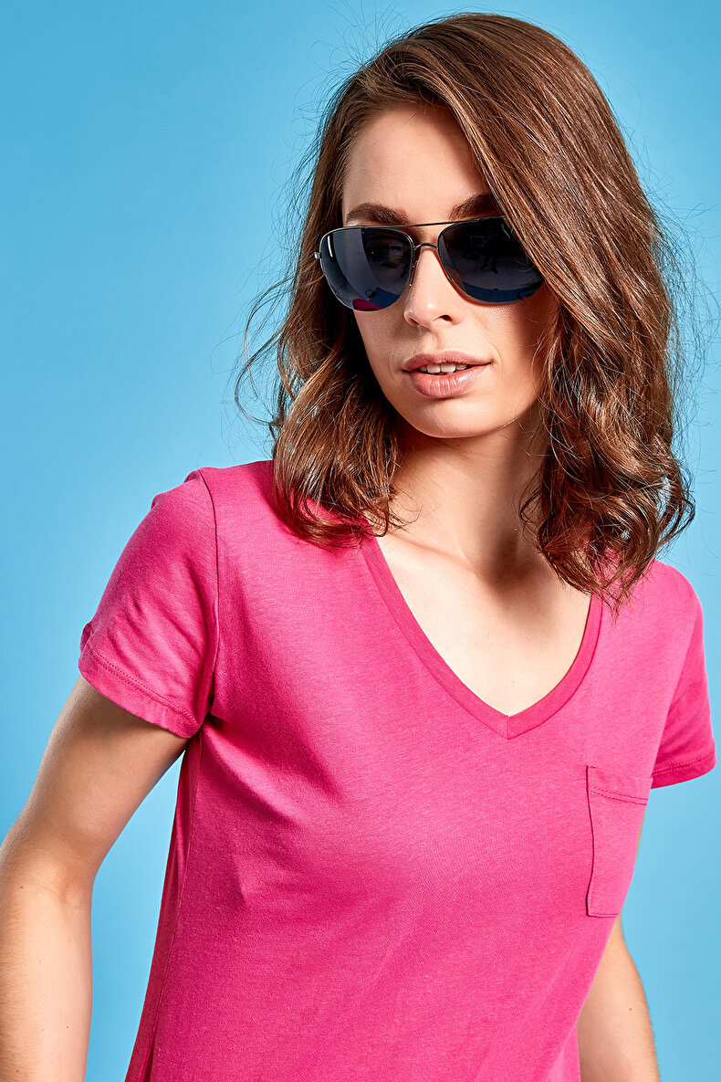 Roze T-shi̇rt