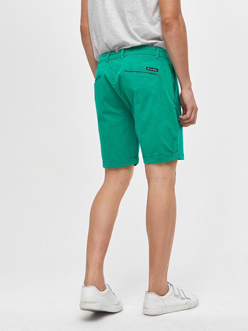 Grün Shorts