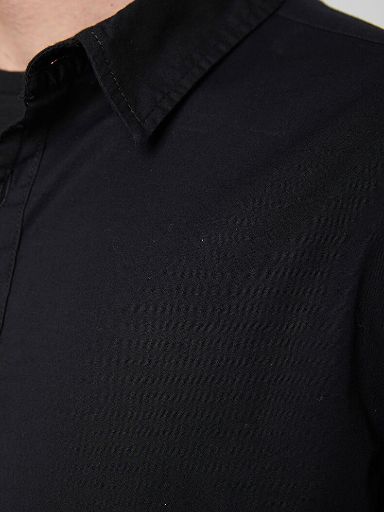 Uzun Kollu Siyah Gömlek