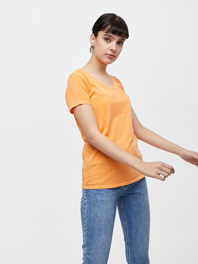 Oranje T-shi̇rt