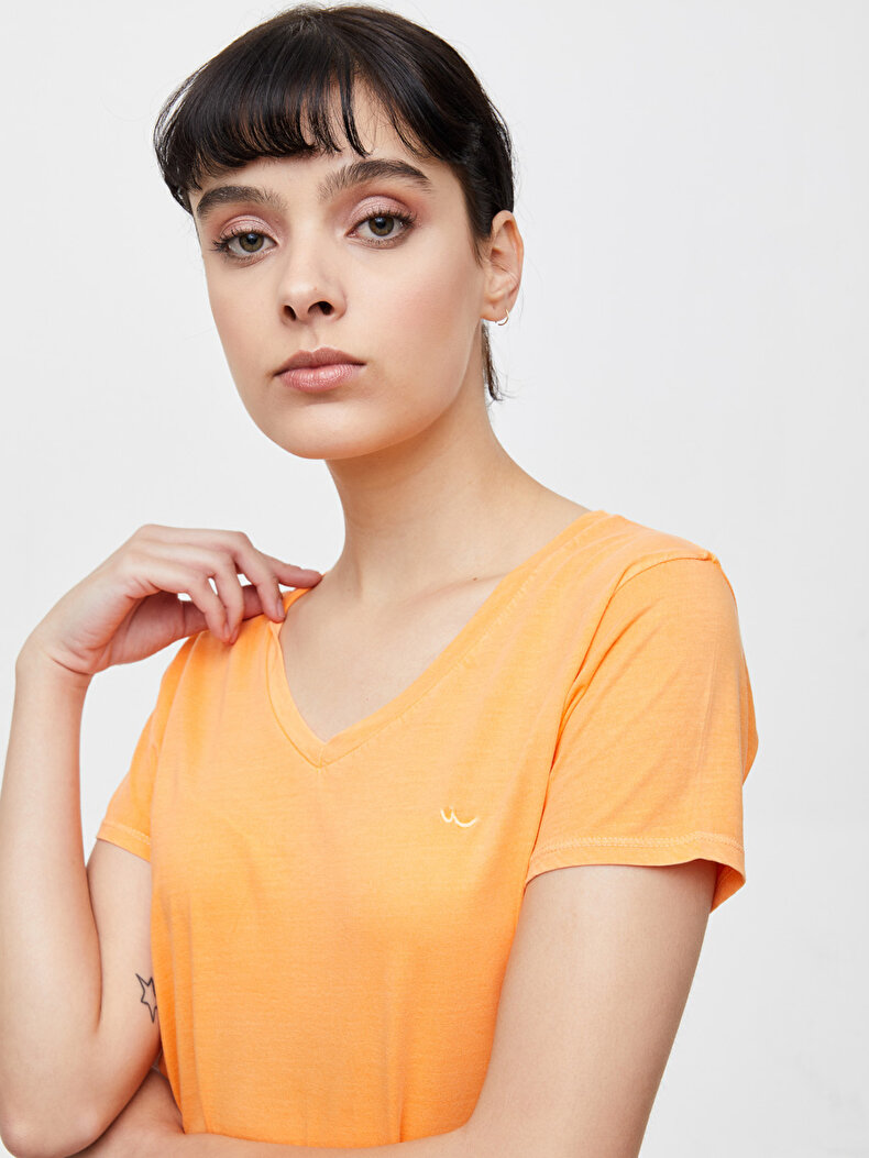 Oranje T-shi̇rt