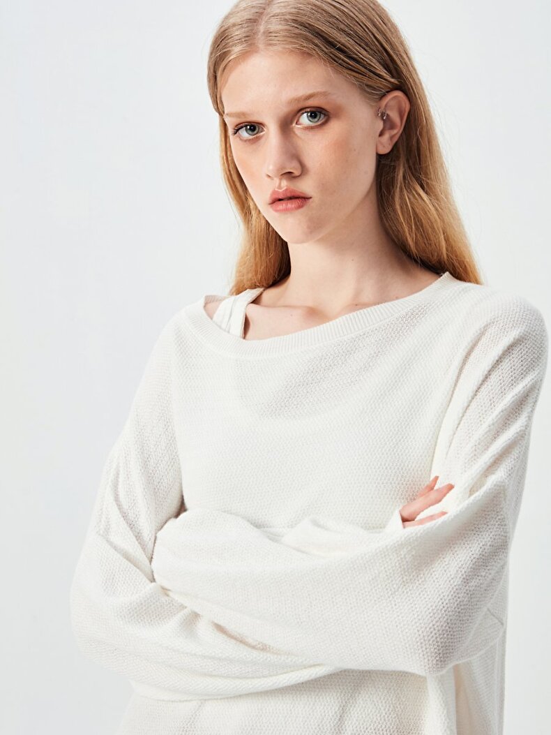 Wide Collar Oversized White