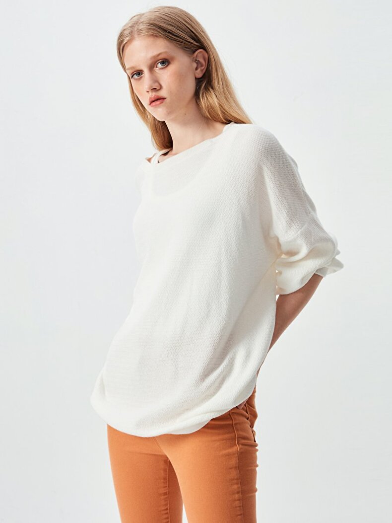 Wide Collar Oversized White