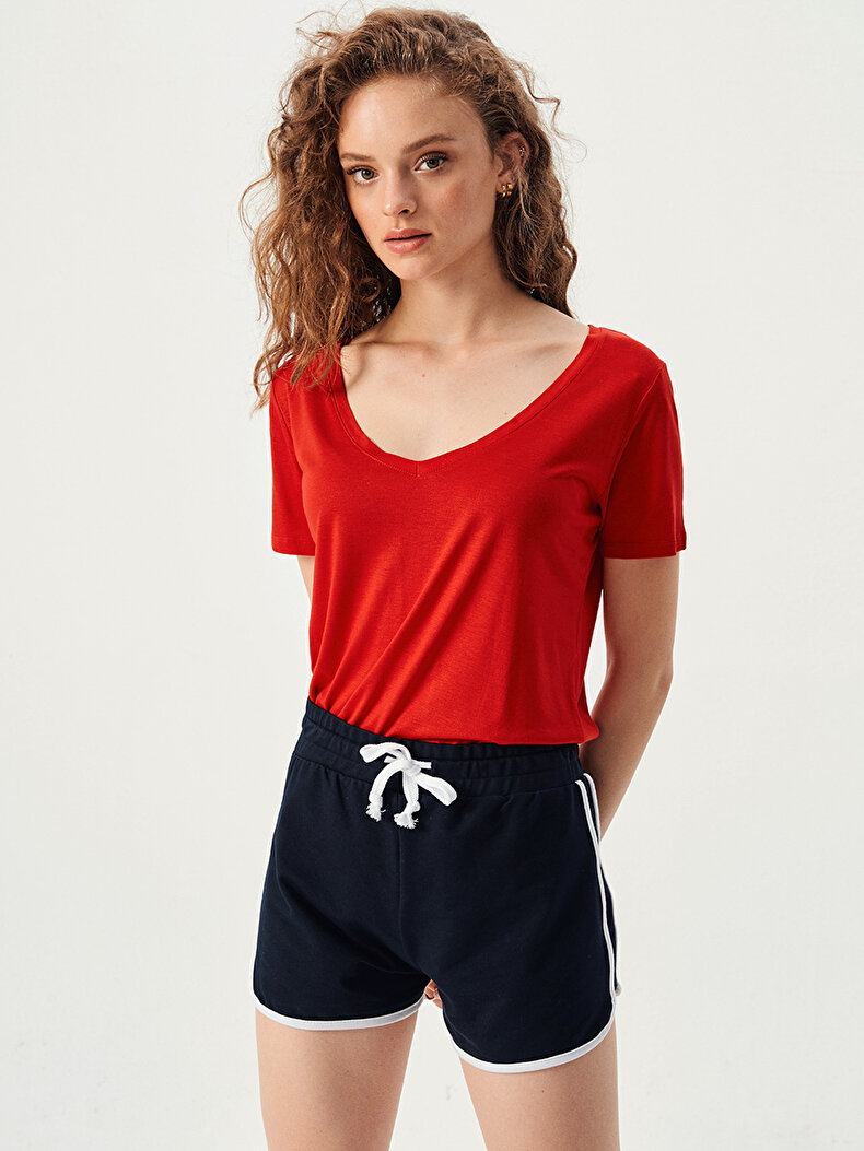 V-neck Short Sleeve Rood T-shi̇rt