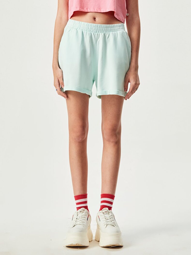 Grün Shorts