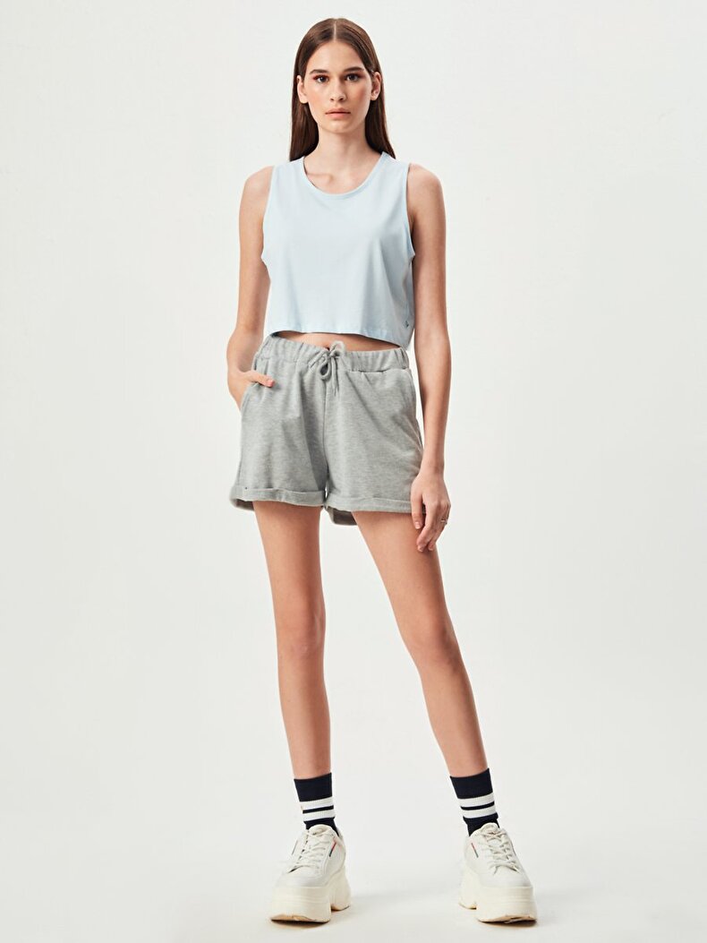 Grau Shorts
