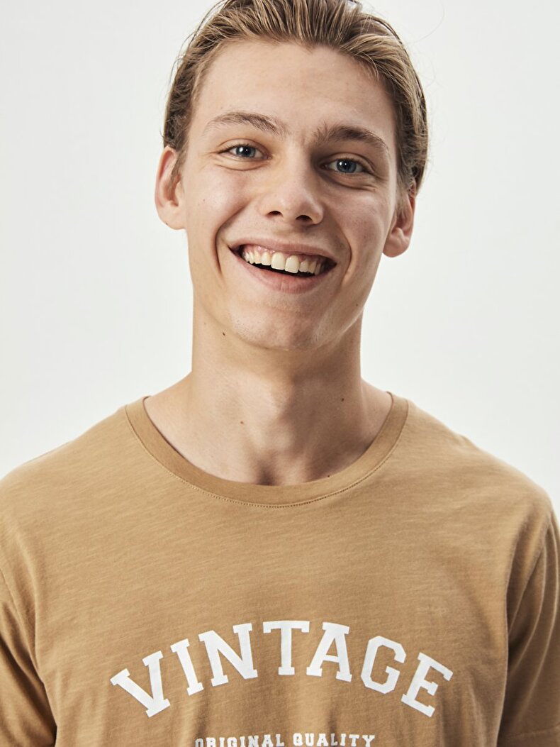 Crew Neck Brown