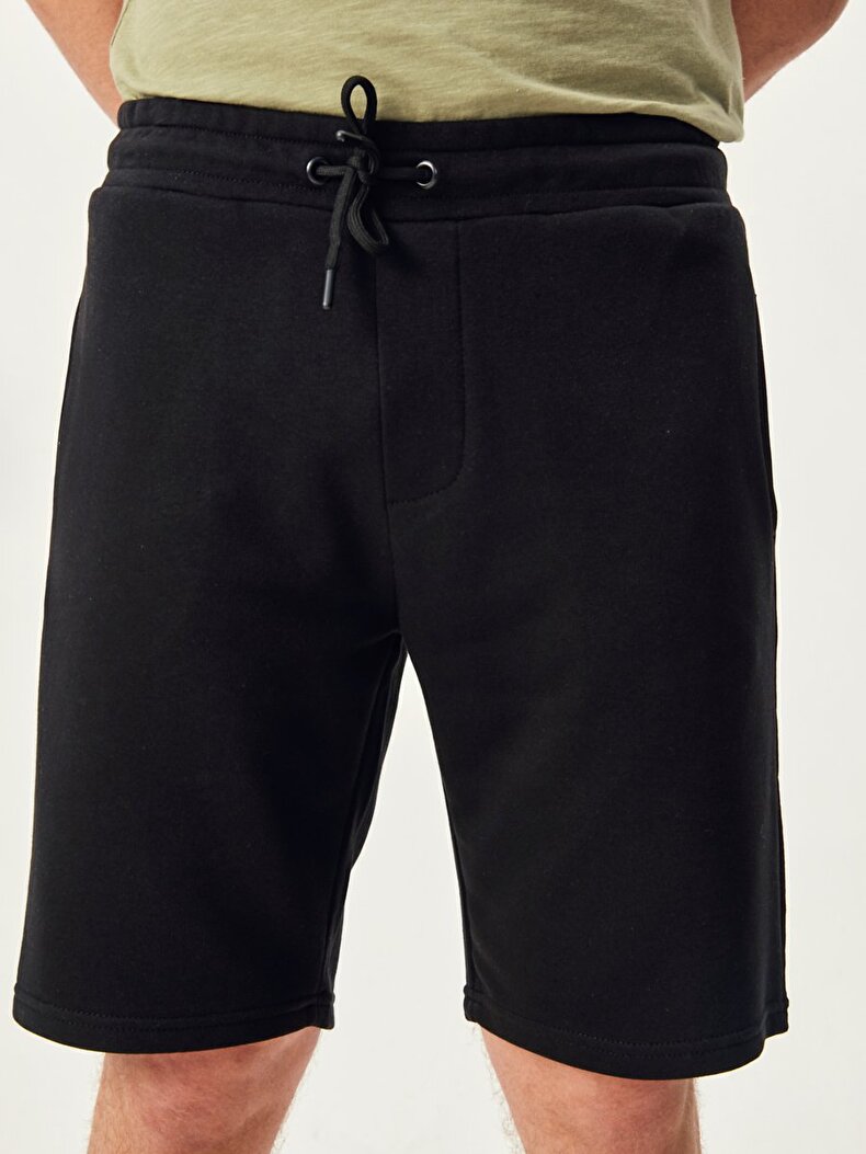 Waist Elastic With Pockets Black Shorts