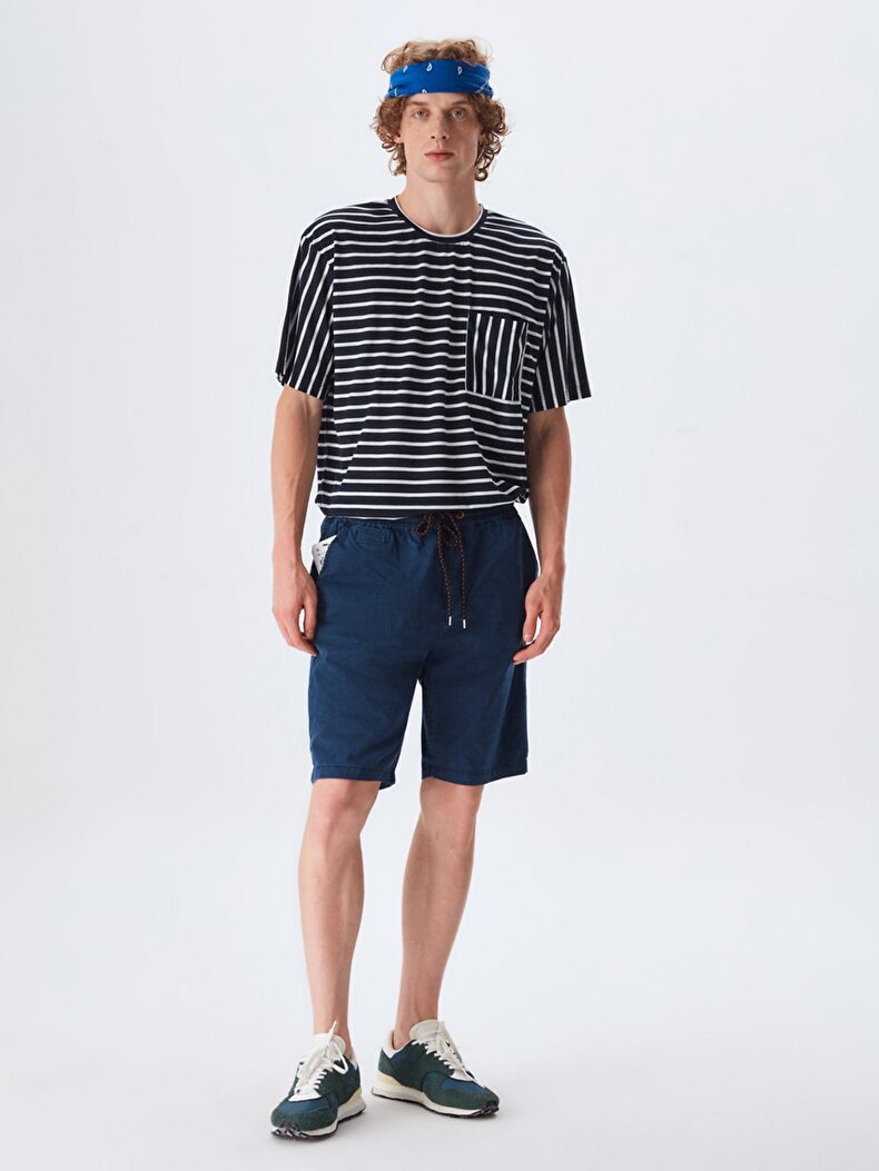 Waist Cord Closure Detailed With Pockets Shorts