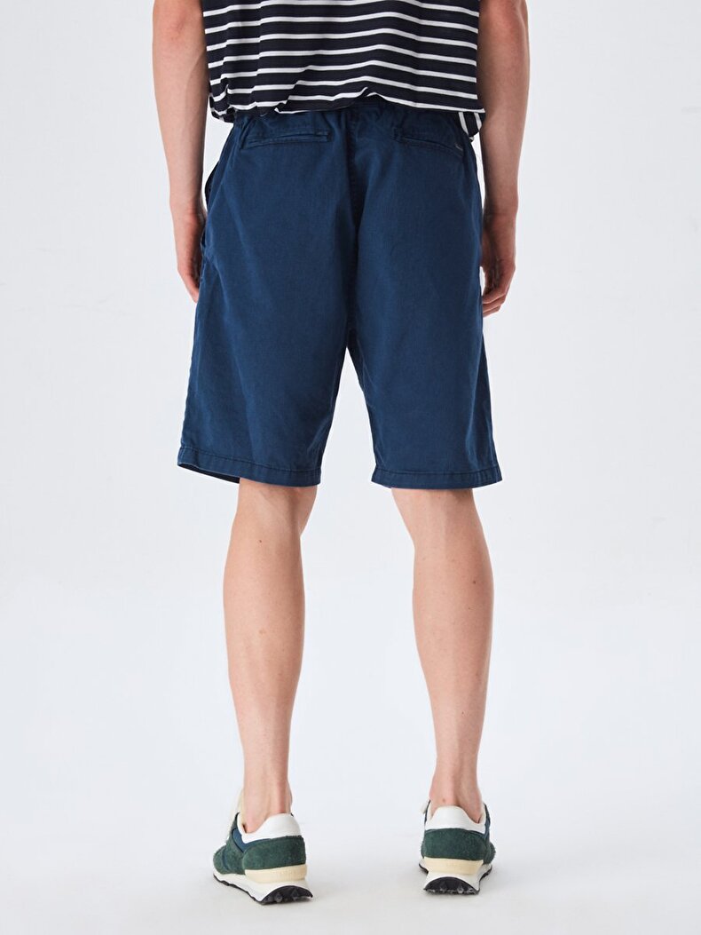 Waist Cord Closure Detailed With Pockets Shorts