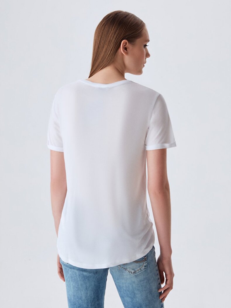 Round Collar White T-shirt