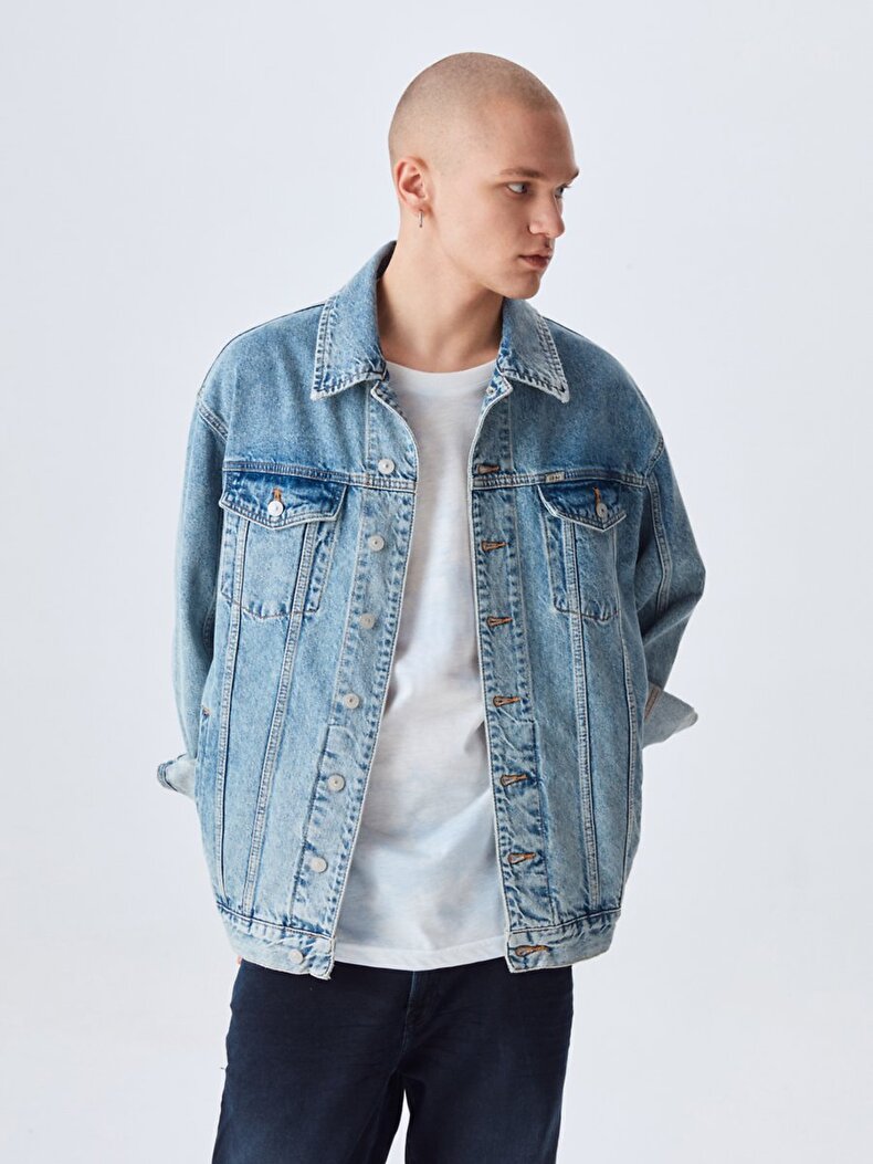 Vintage Look Loose Fit