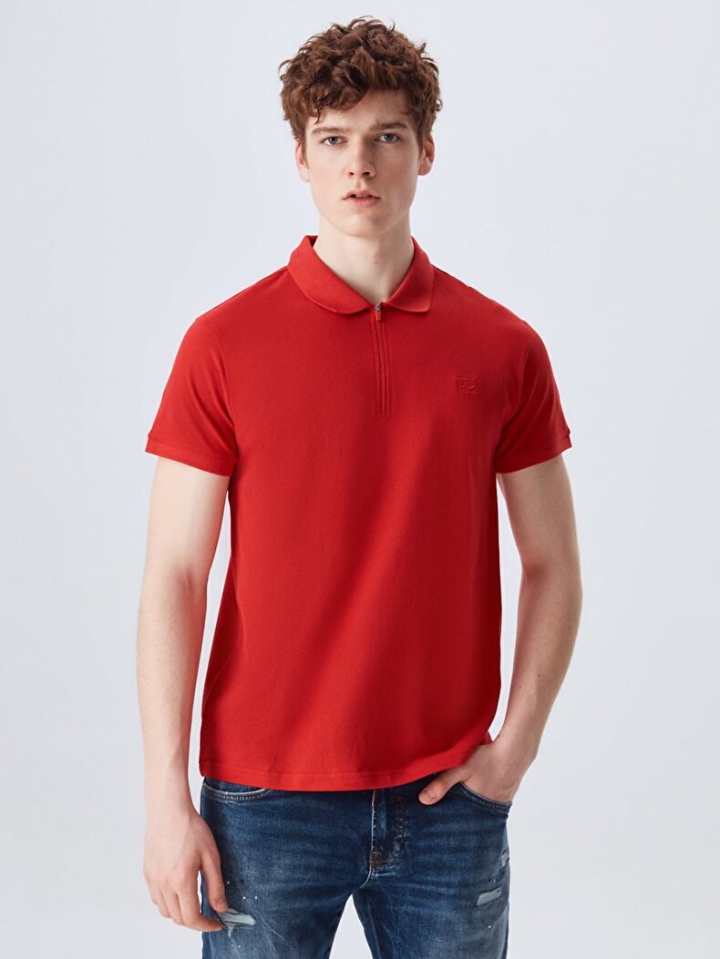 Zipper Closing Polo Red T-shirt