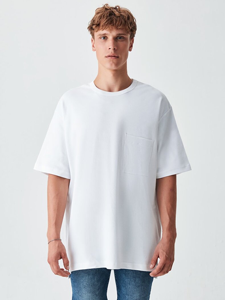 Loose Fit With Pockets White T-shirt