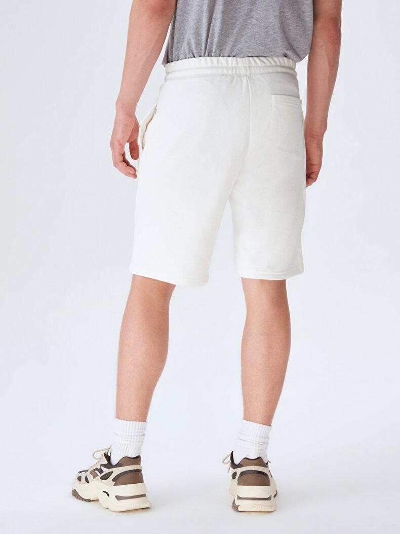 Waist Elastic With Pockets White Shorts