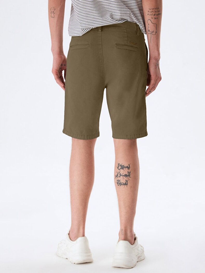 Grün Shorts