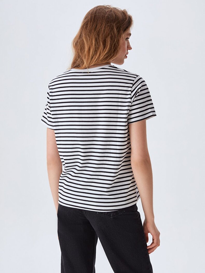 Striped Print T-shirt