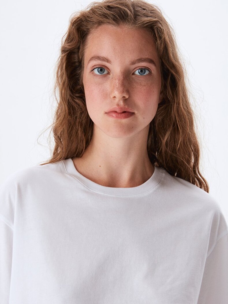 Back Print Graphic Print With Print Comfortable Cut Weiss T-shirt