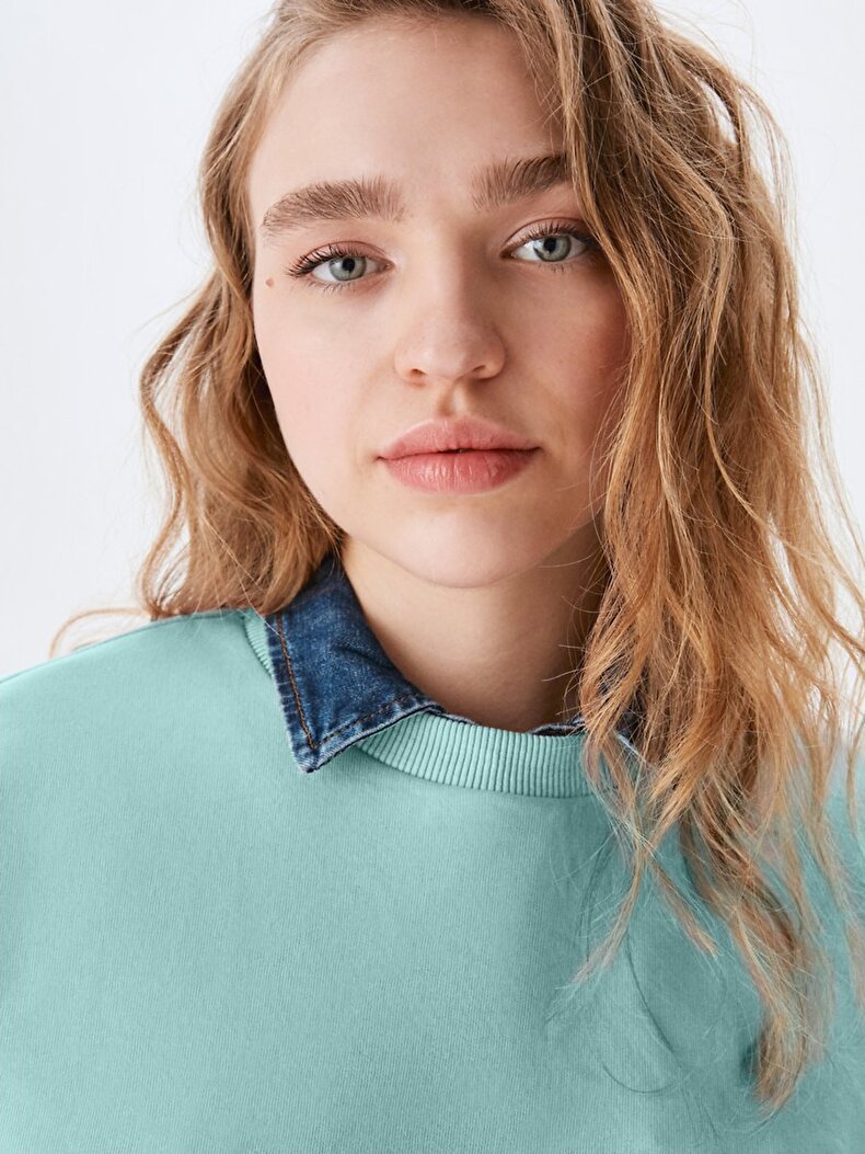 Embossed Print With Print Blue Sweatshirt