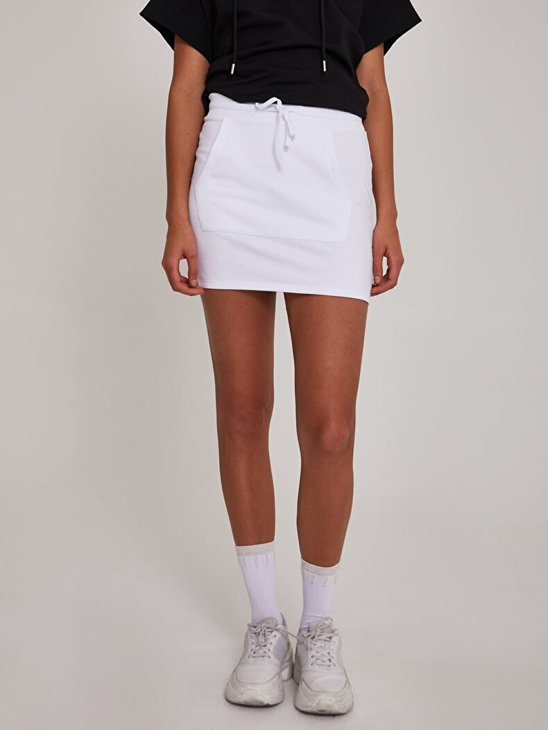 Basic Short White Skirt