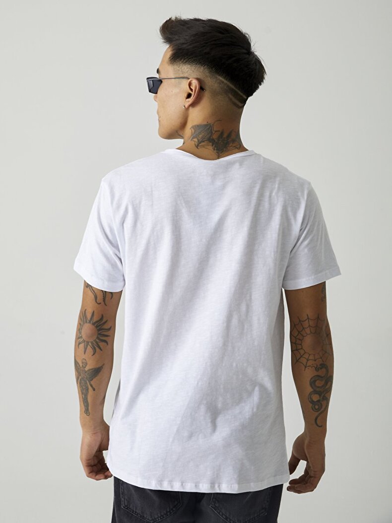 V-neck With Pockets White T-shirt