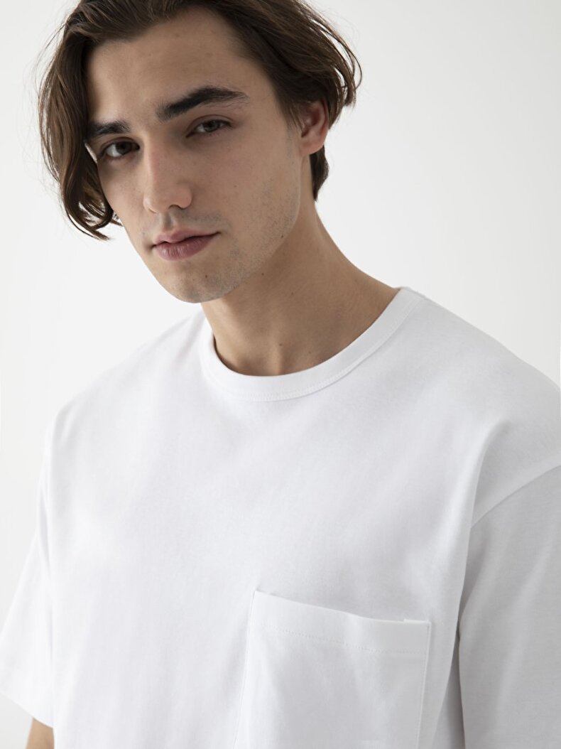 Comfortable Cut With Pockets White T-shirt