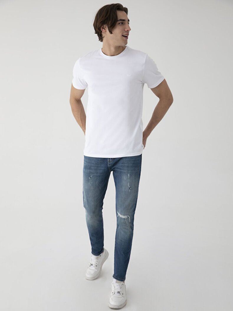 Basic Fit White T-shirt
