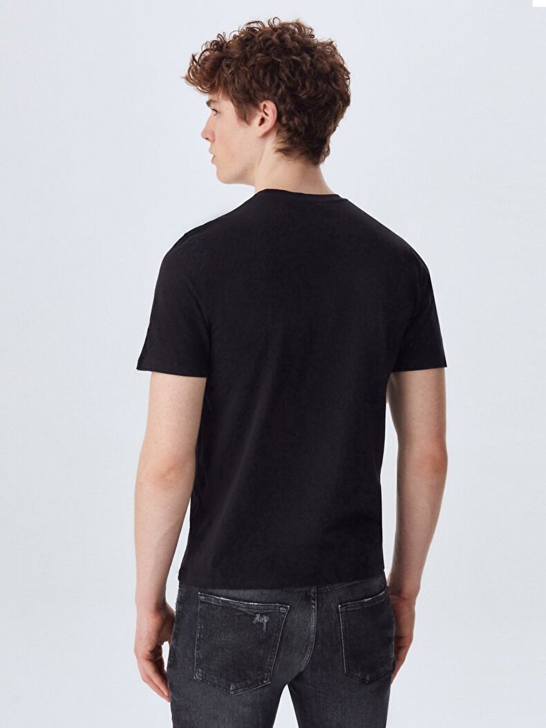Crew Neck Basic Black T-shirt