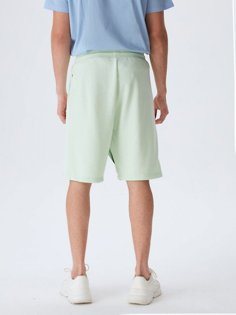 Print With Print Grün Shorts
