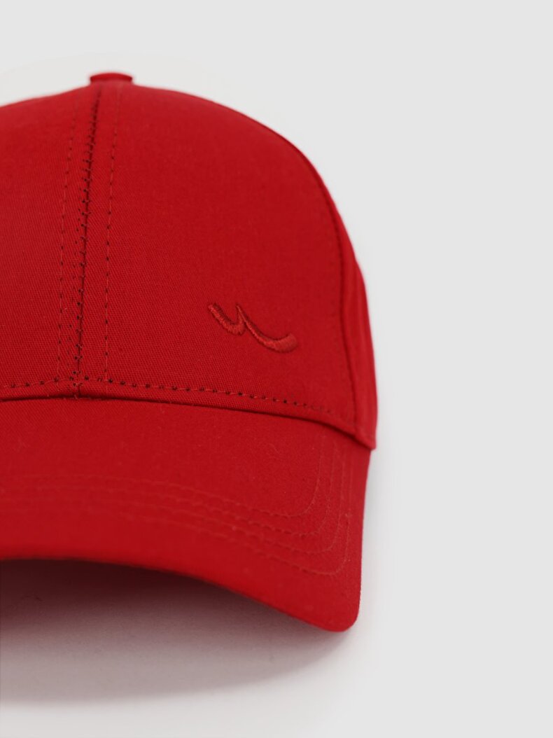 LTB Kırmızı Şapka. 3