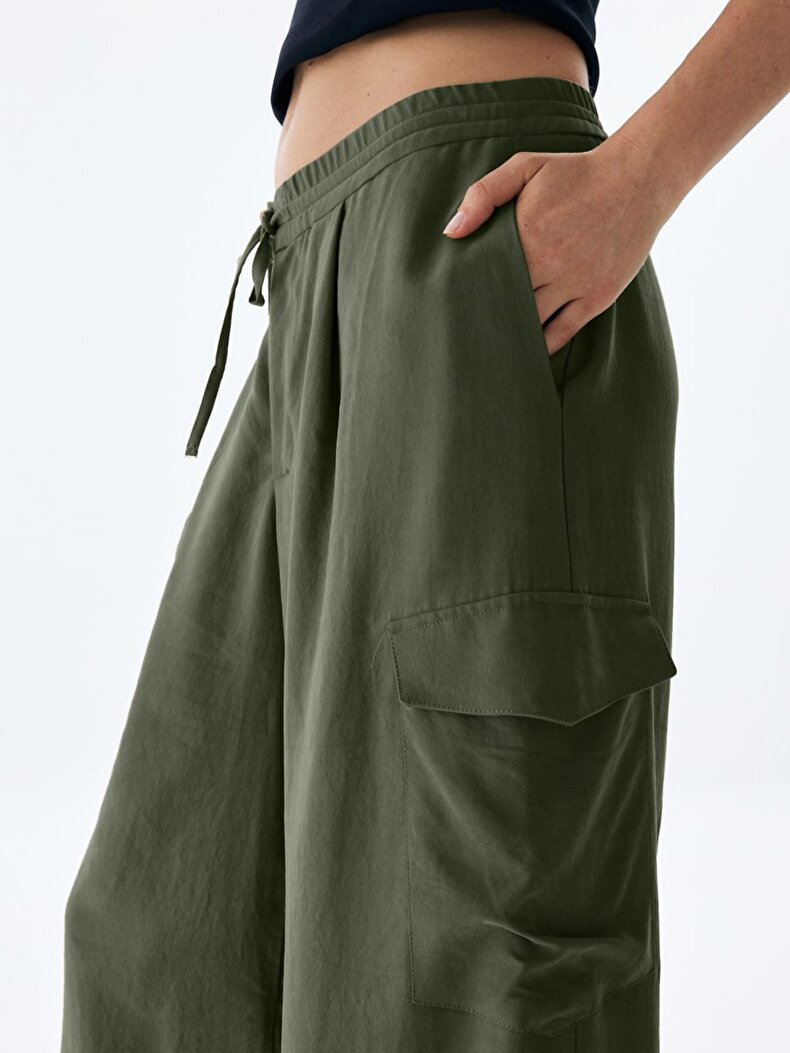 Waist Elastic Cargo Green Trousers