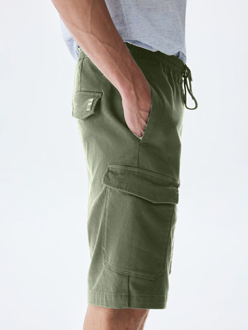 Textured Cargo Green Shorts