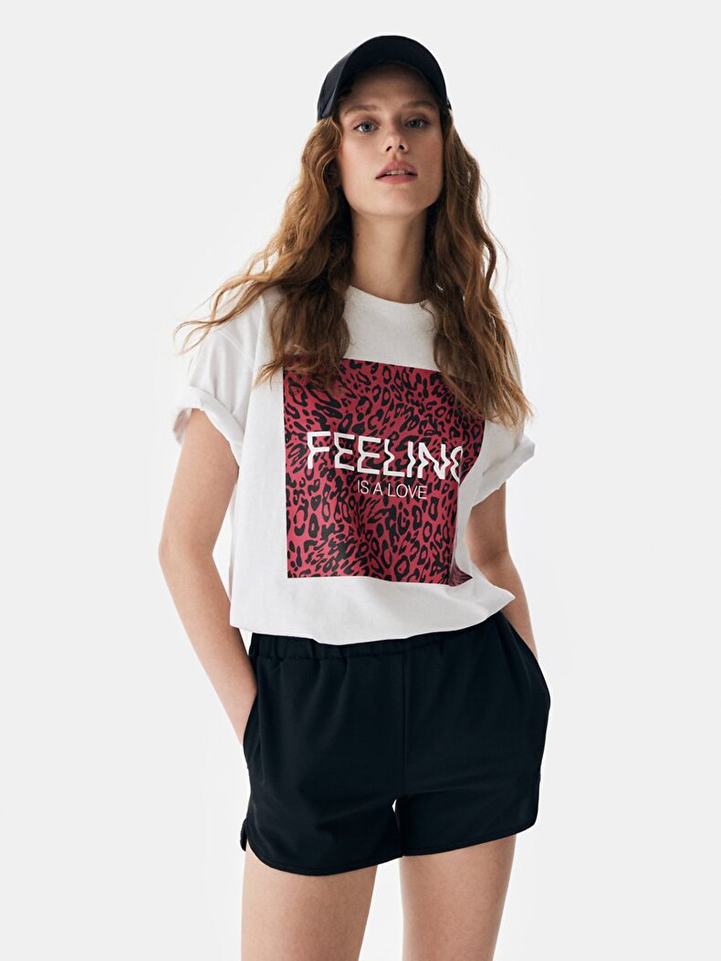 Oversıze Leopar Desenli Baskılı Beyaz T-shırt