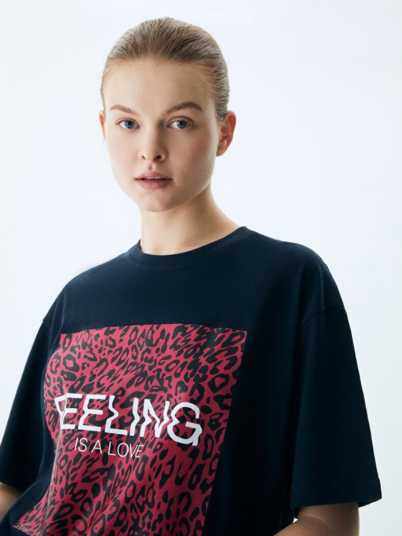 Oversized Leopard Pattern With Print Navy T-shirt