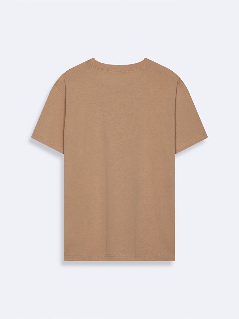 Pembe T-shırt