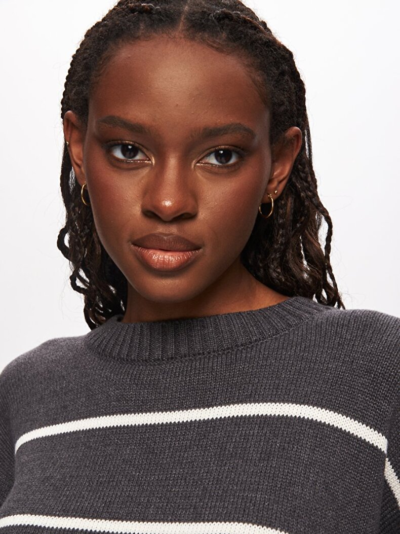 Dark Grey Pullover