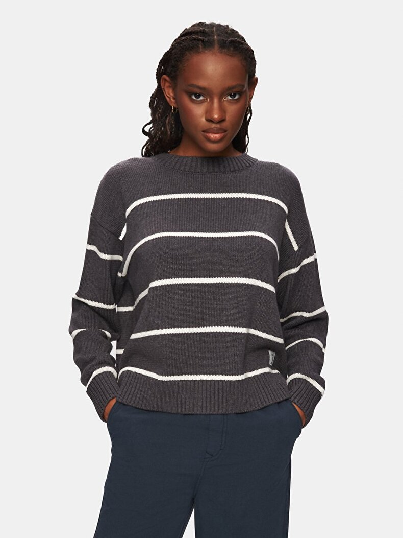 Dark Grey Pullover