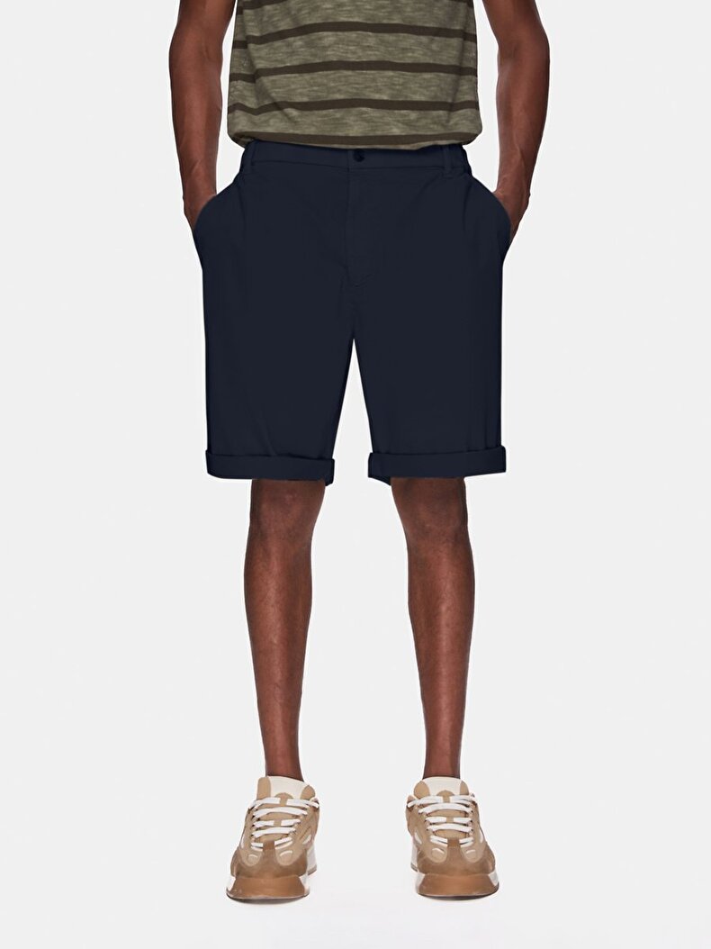 Basic Midi Regular Navy Shorts