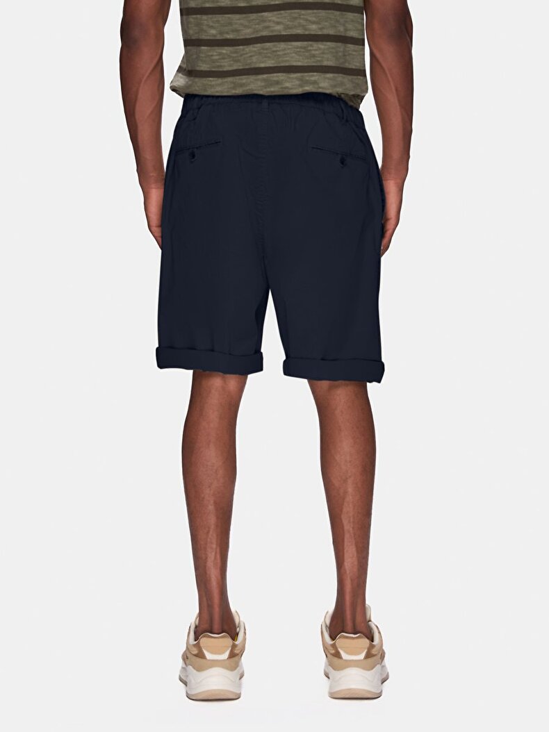 Basic Midi Regular Navy Shorts