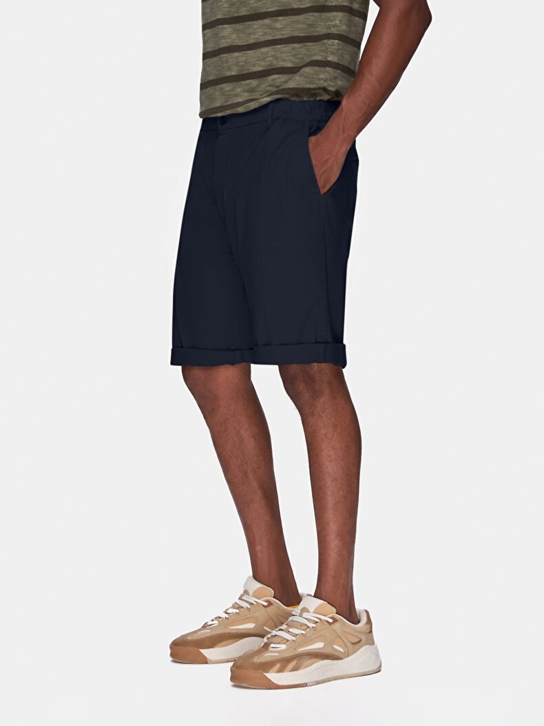 Basic Midi Regular Navy Shorts