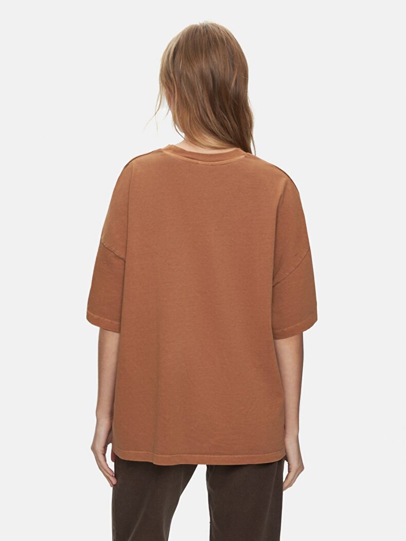 Brown T-shirt