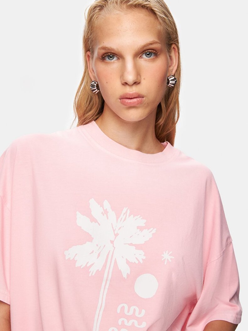 Pembe T-shırt