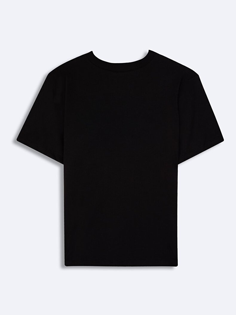 Black T-shirt