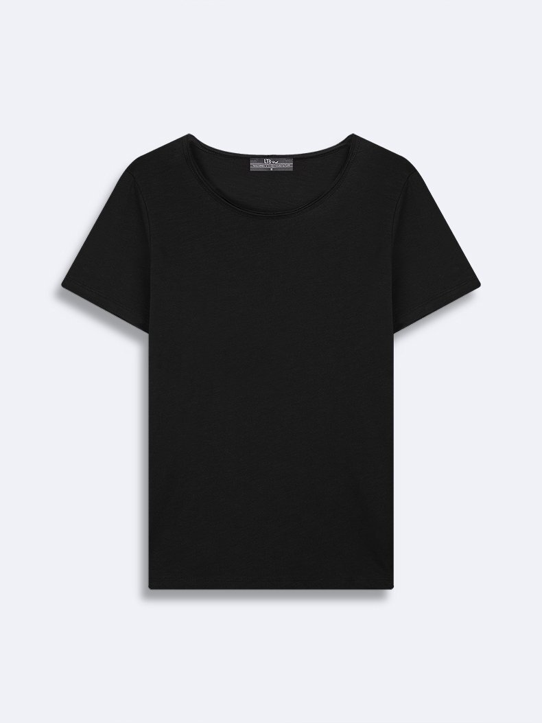 Black T-shirt