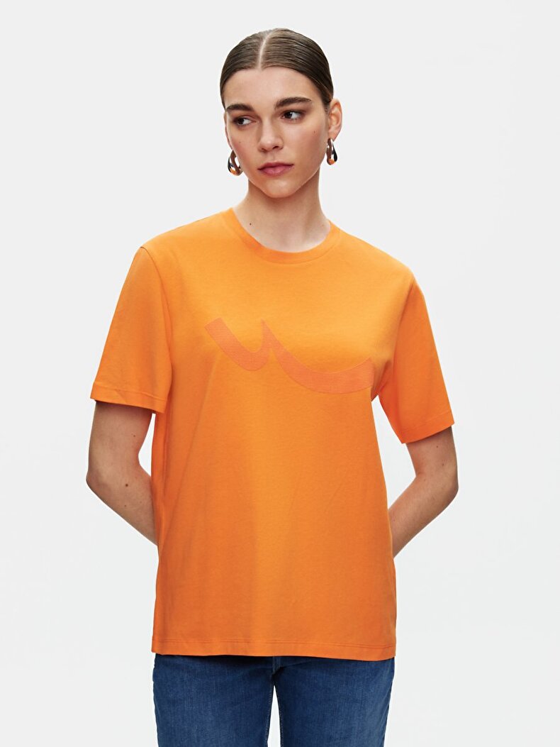 Orange T-shirt