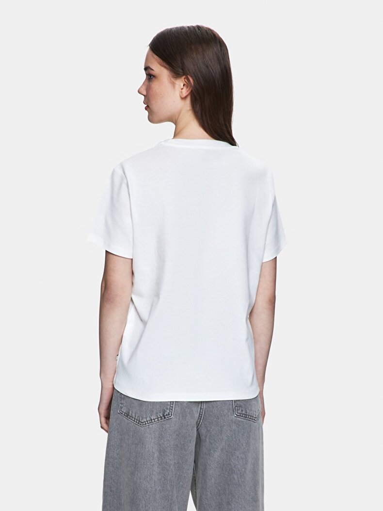White T-shirt