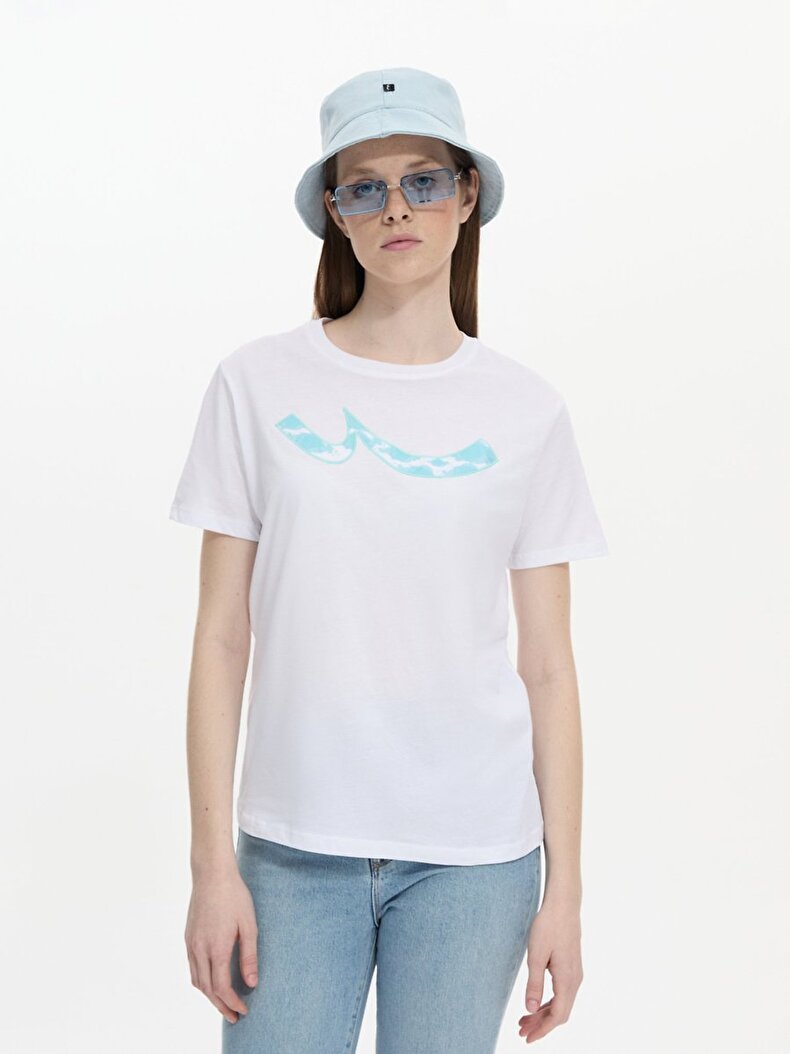 White T-shirt