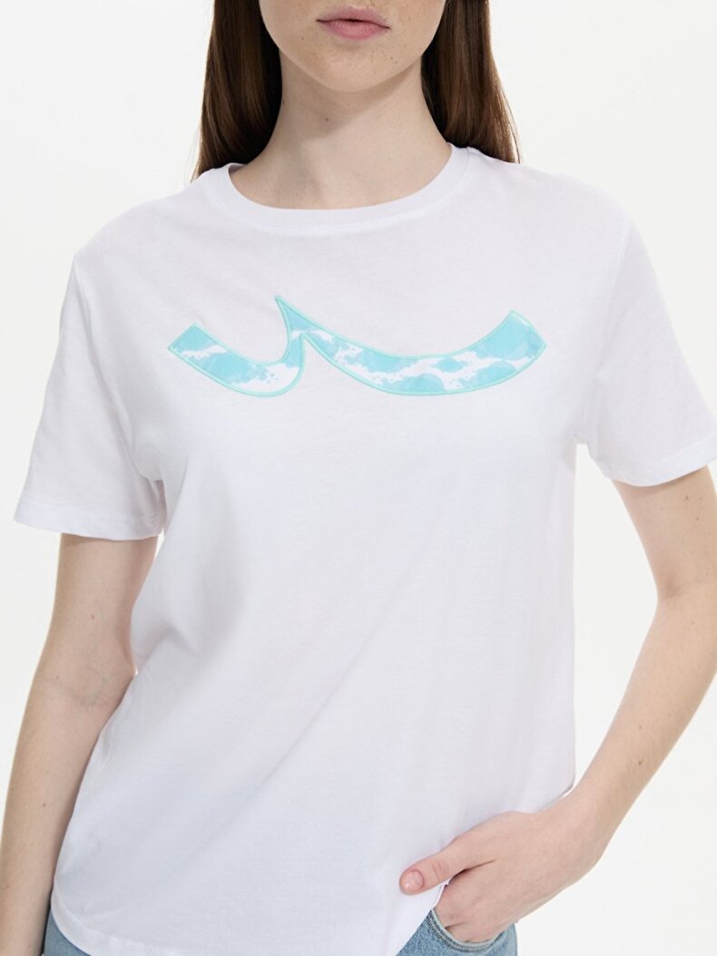 White T-shirt