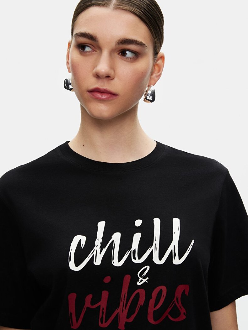 Black T-shirt